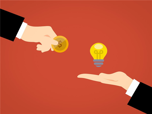 三牌联动：构建综合金融服务生态